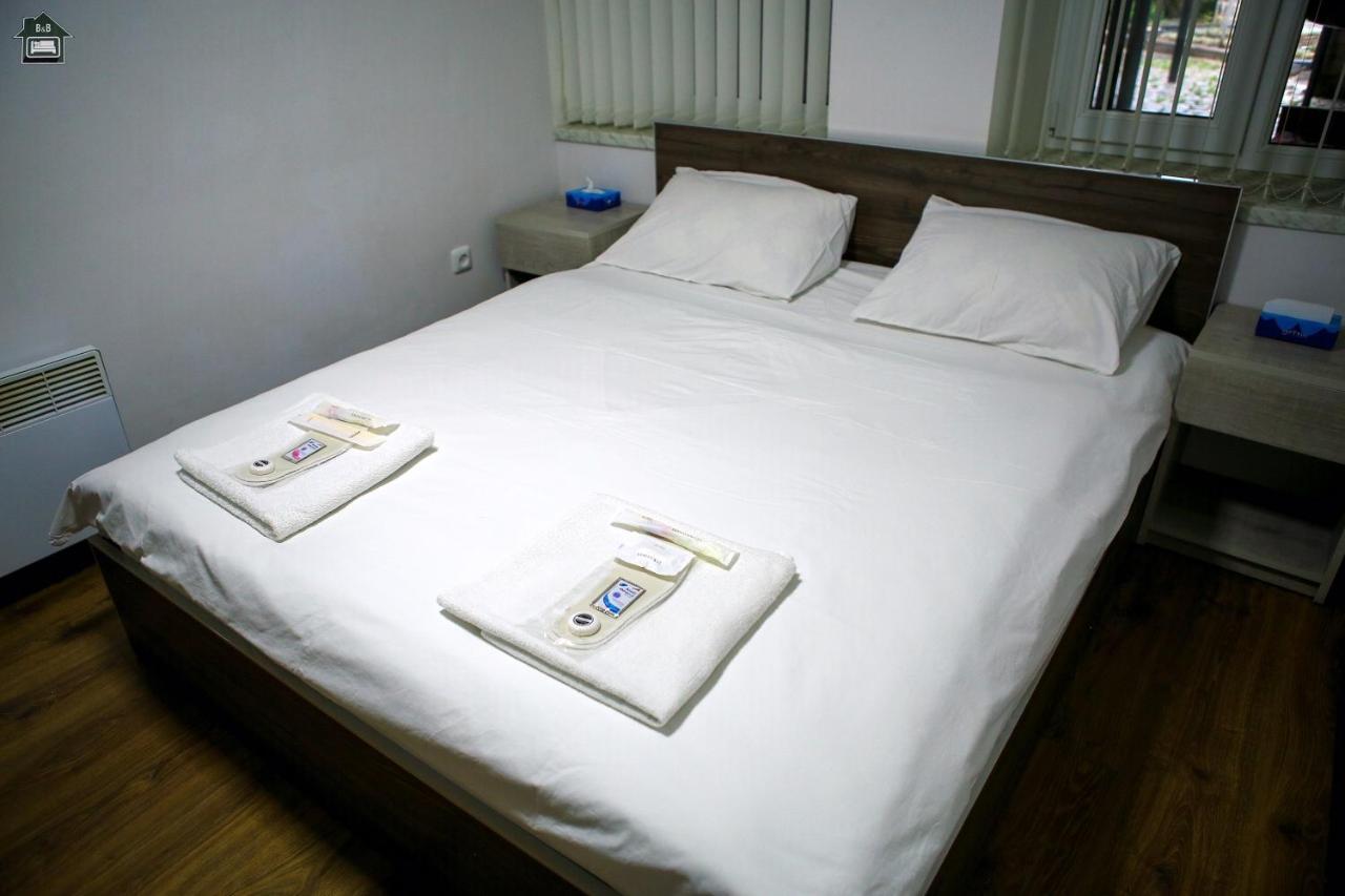 Guest House In Ґюмрі Екстер'єр фото