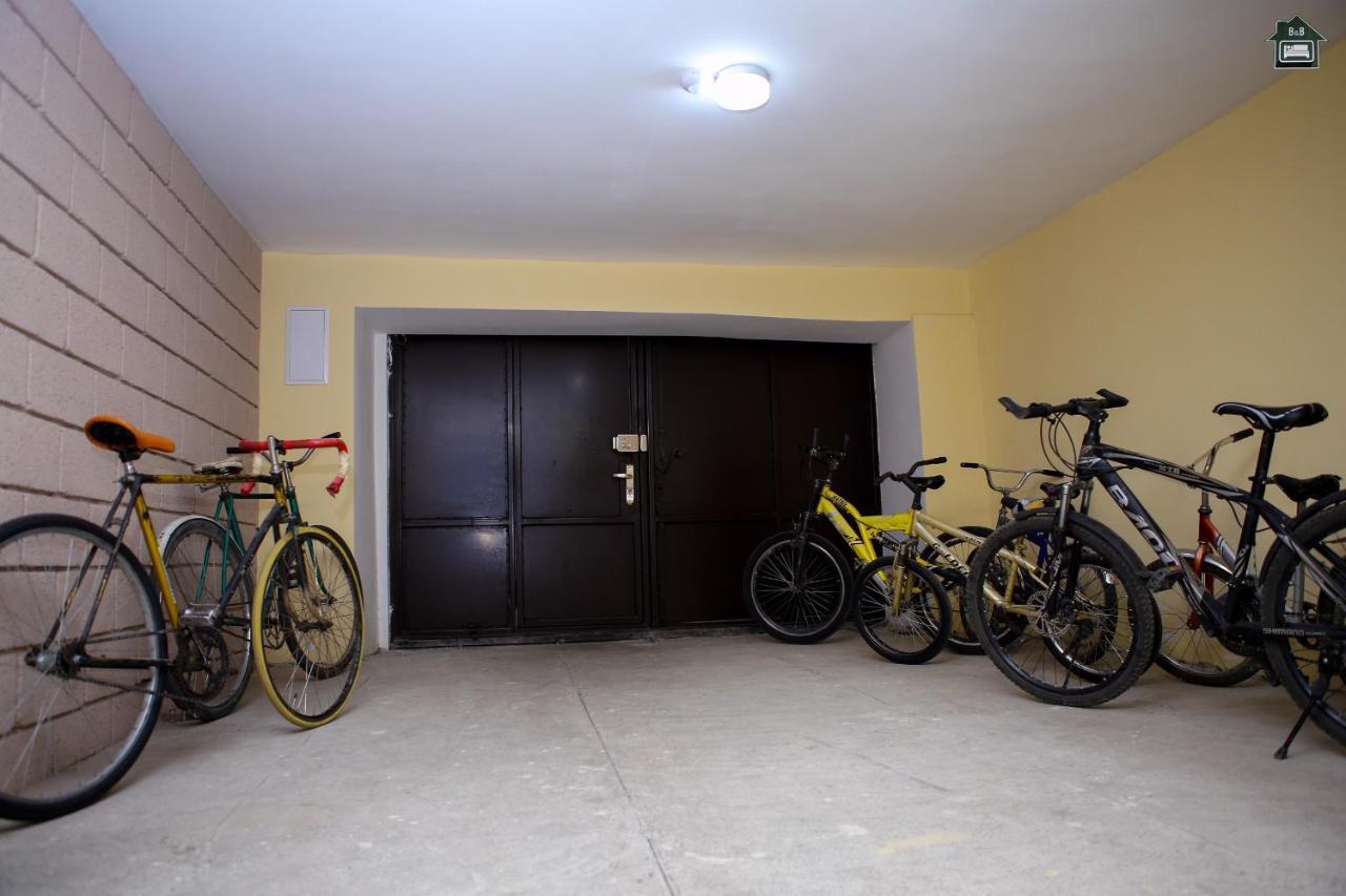 Guest House In Ґюмрі Екстер'єр фото