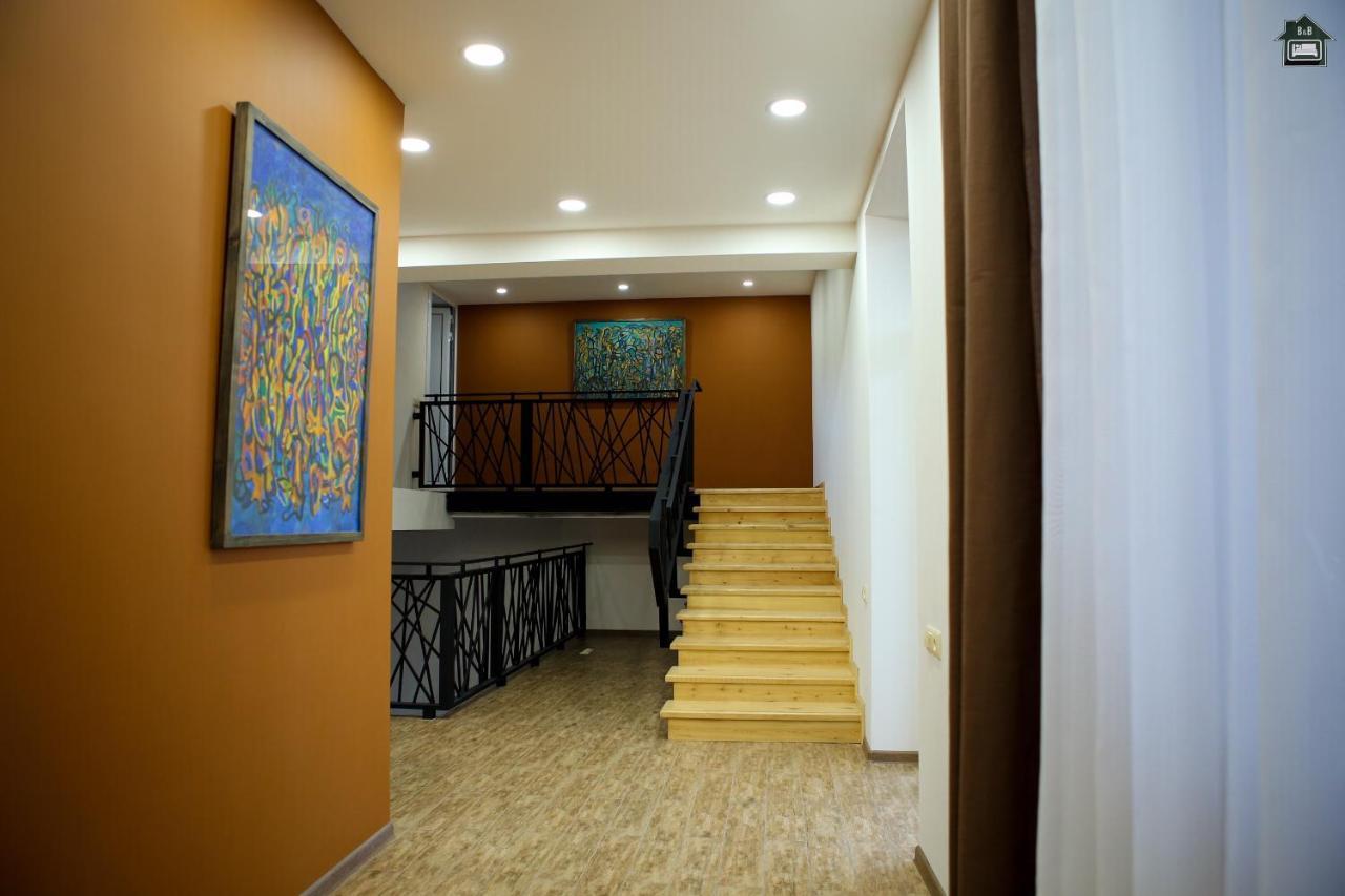 Guest House In Ґюмрі Екстер'єр фото